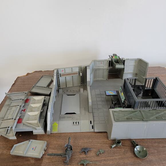 1983 Hasbro GI Joe Headquarters Command Center Playset Parts Lot - Picture 1 of 16